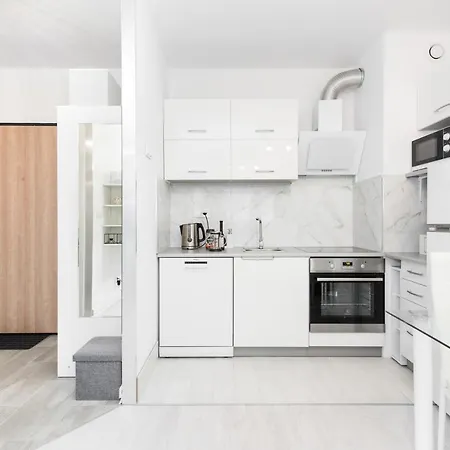 Superapart Augustowka 73 